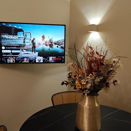 Caravin Wanderhome Acropolis, 1 Min From Acropolis Museum 아테네 외부 사진