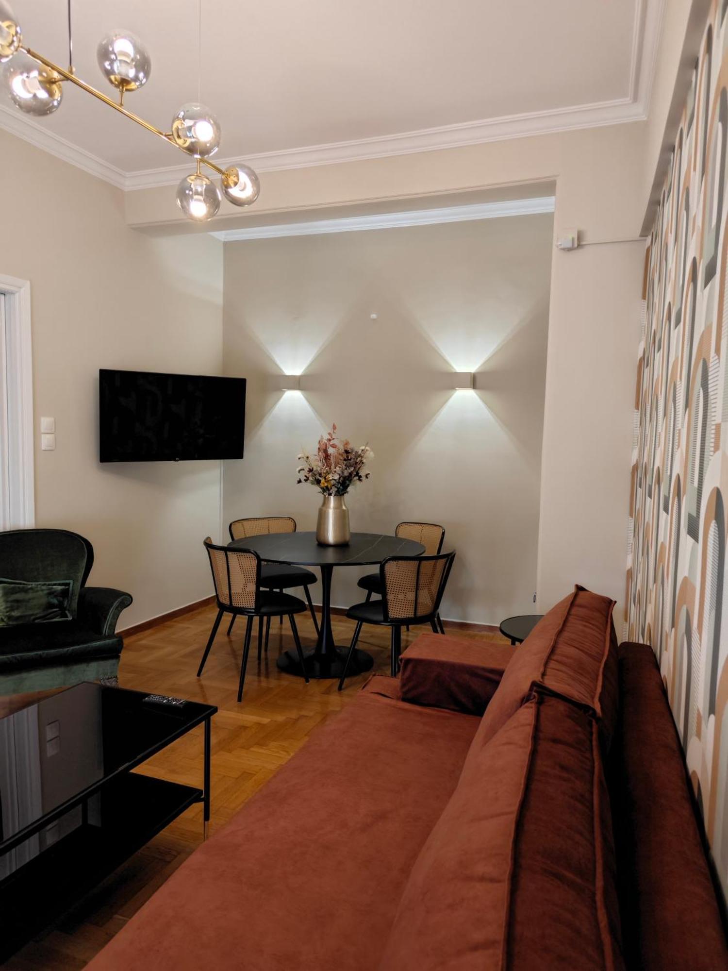 Caravin Wanderhome Acropolis, 1 Min From Acropolis Museum 아테네 외부 사진